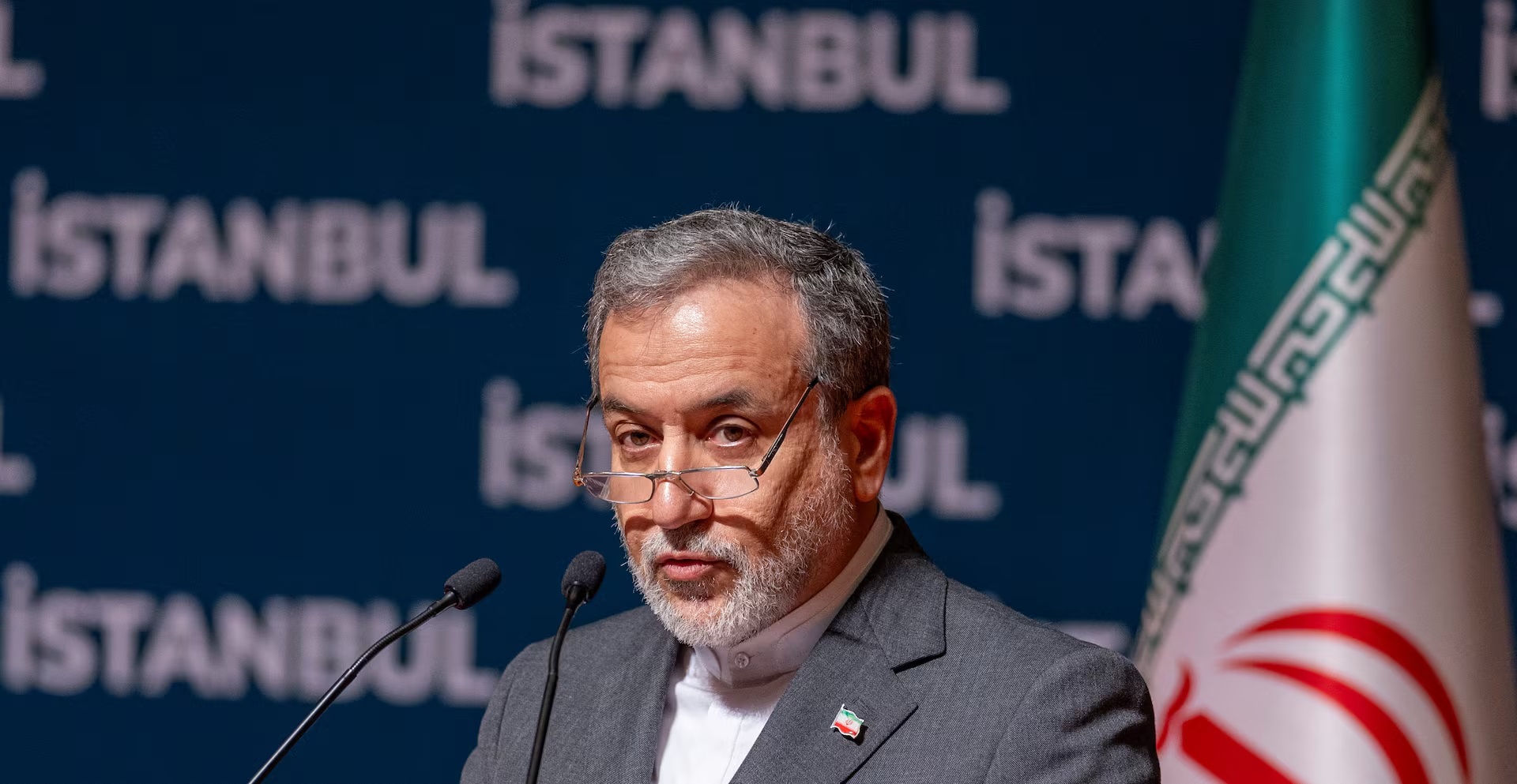 وزير الخارجية الإيراني: نرحب بإطار للمحادثات بشأن أمن الخليج مع دول المنطقة