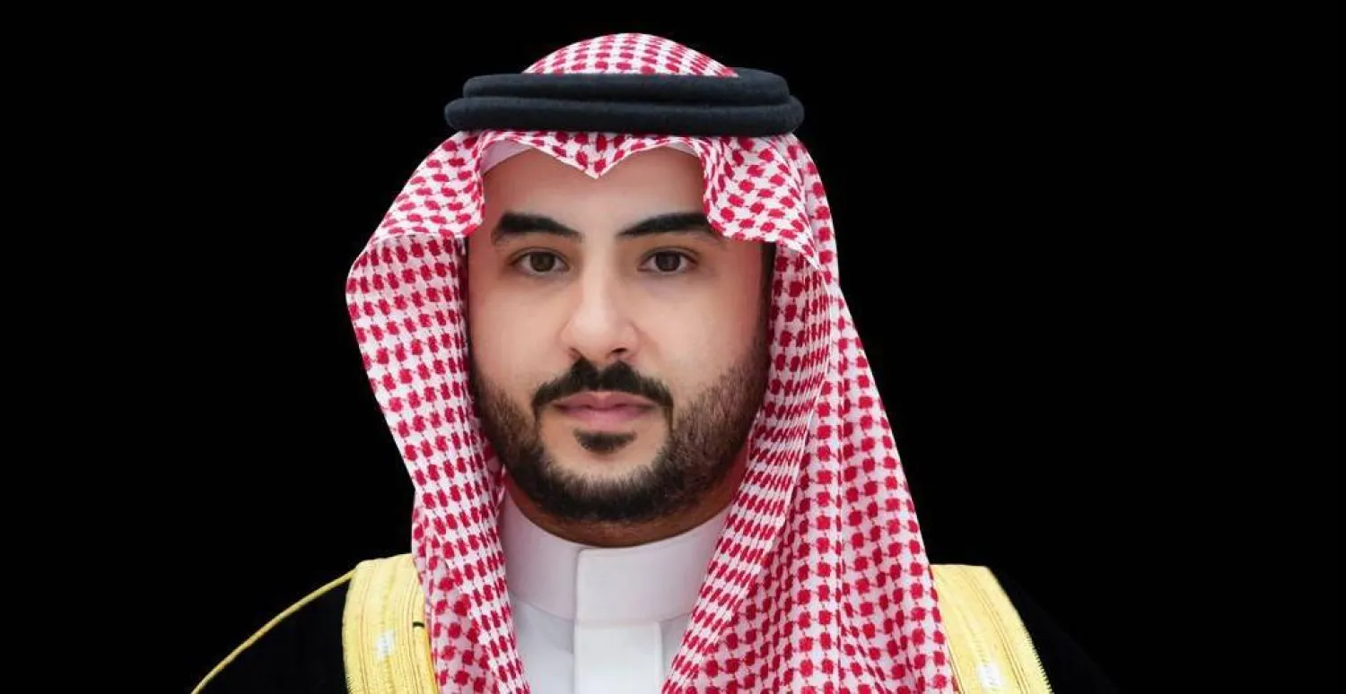 وزير الدفاع يعزي أمير قطر هاتفيًا في وفاة الشيخ حمد بن خليفة آل ثاني