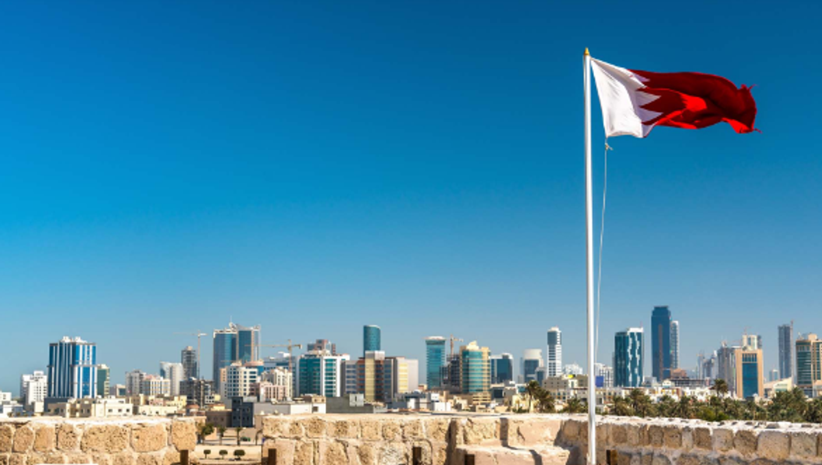 السفارة الأمريكية في البحرين تحذر رعاياها من تهديدات محتملة وسط المنامة