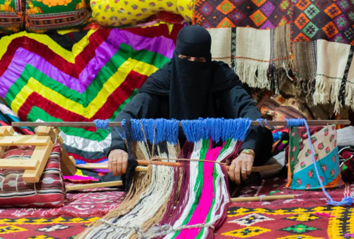 Northern Borders artisans boost heritage products at Arar traditional market