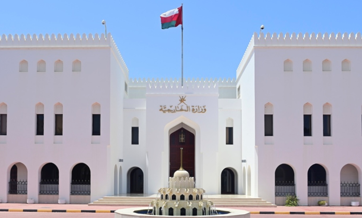 عُمان تُدين التهديدات الصاروخية ضد المنطقة الجنوبية في المملكة