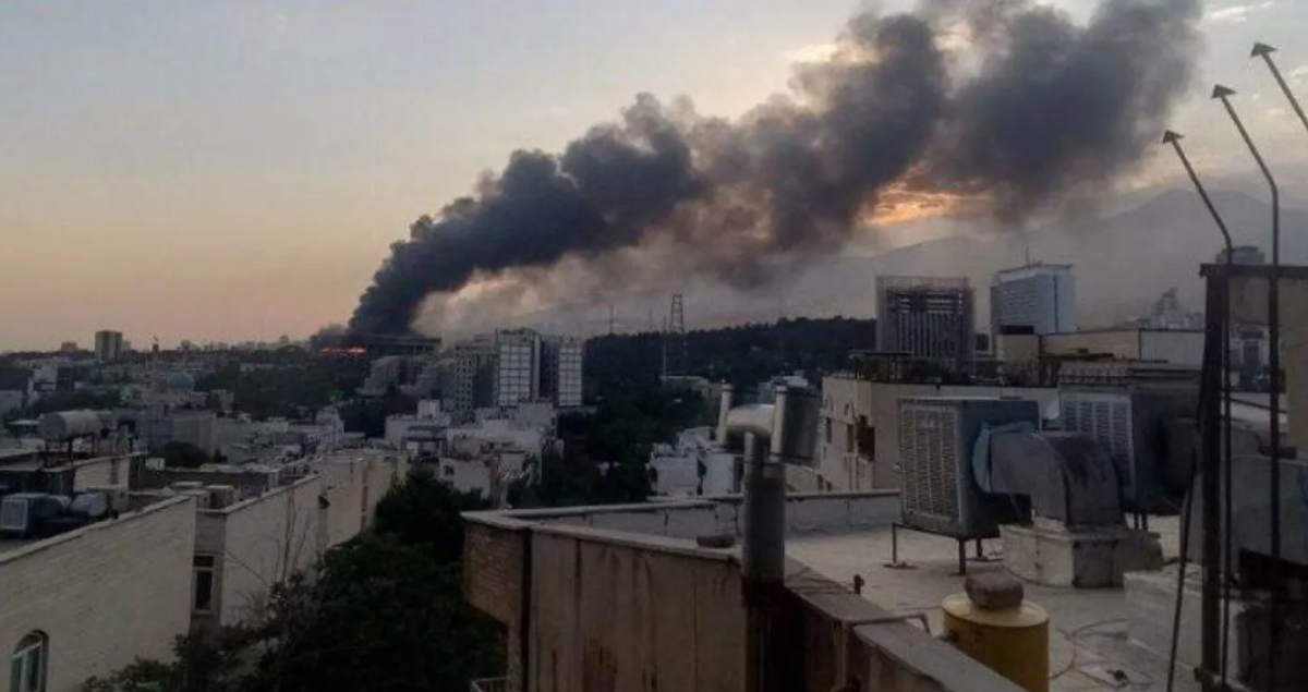 مسؤول أميركي: نشن حاليا غارات على إيران