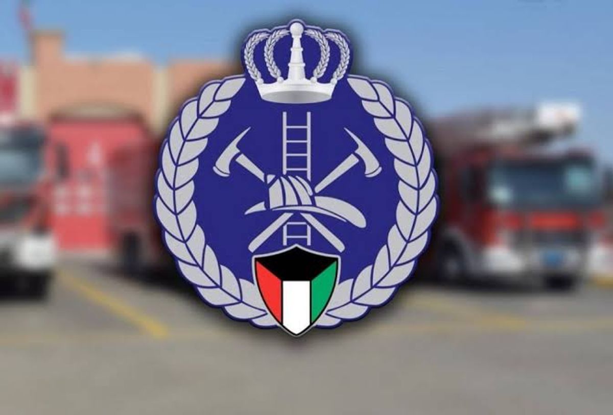 قوة الإطفاء الكويتية تعلن السيطرة على حريقين جنوب البلاد عقب الهجمات الإيرانية