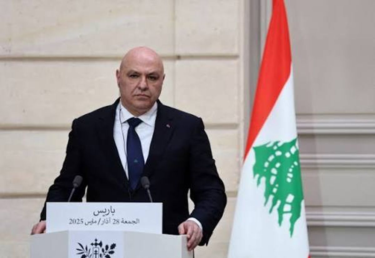 Lebanese president, Macron discuss halting Israeli attacks in south