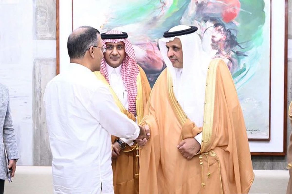 رئيس وزراء بنجلاديش يبحث مع وفد المملكة تعزيز التعاون التجاري والاستثماري