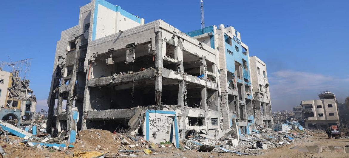 ارتفاع عدد الشهداء الفلسطينيين في غزة إلى 73,098 بعد عامين من العدوان