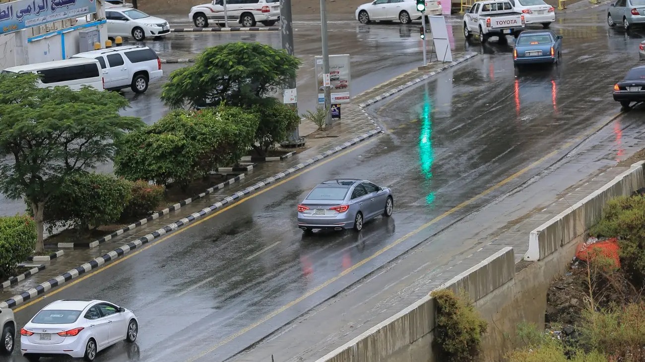 National Center of Meteorology warns of rain, strong winds and thunderstorms in Al-Baha