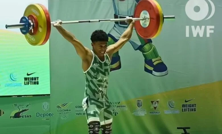 إنجاز سعودي عالمي.. العجيان يسجل رقمًا قياسيًا جديدًا في رفع الأثقال
