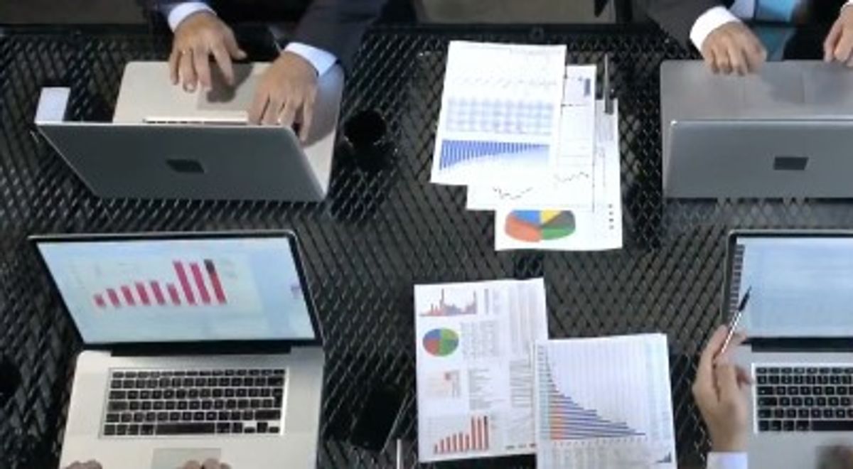 مختص: السجن 5 سنوات وغرامة مليوني ريال لمزاولة مهنة المحاسبة والمراجعة دون ترخيص 