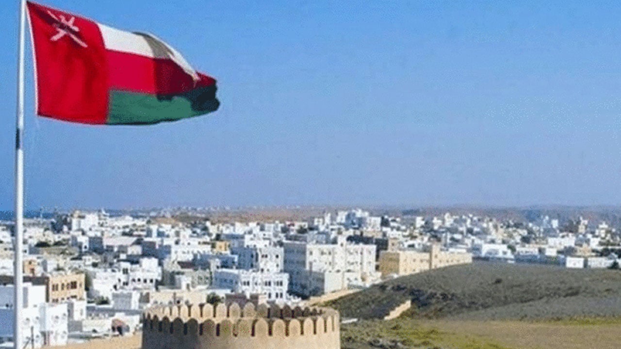 سلطنة عُمان تدين استهداف البحرين والكويت والهجمات على سفينتين في مضيق هرمز