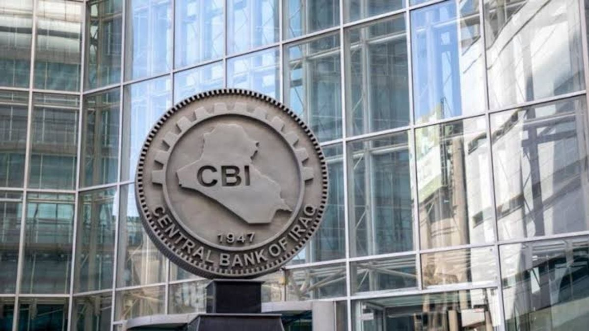 Iraq central bank freezes accounts of 33 entities over financial suspicions