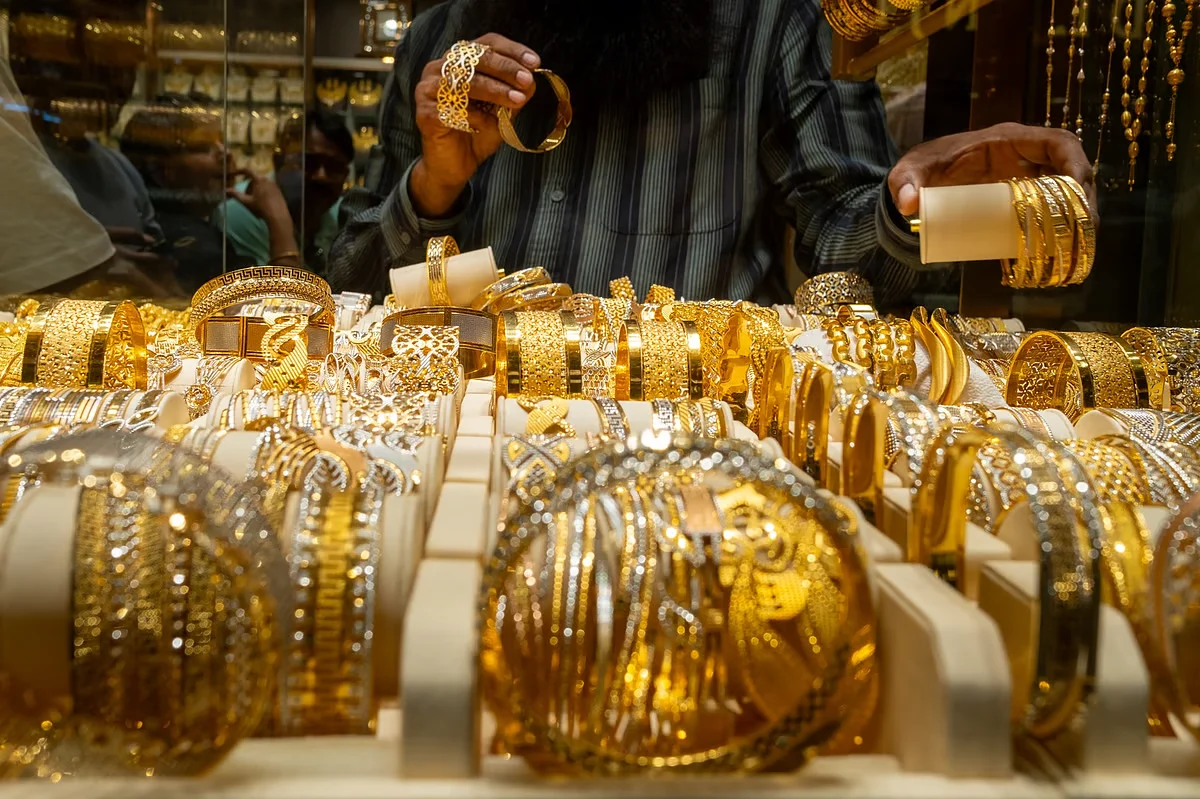 Le prix de l'or stable en Arabie saoudite après une hausse mondiale