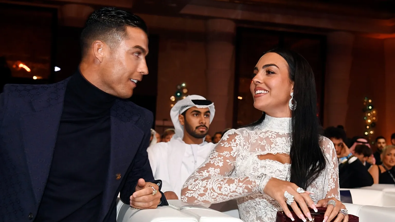 Berapa Kekayaan Cristiano Ronaldo dan Georgina Rodriguez