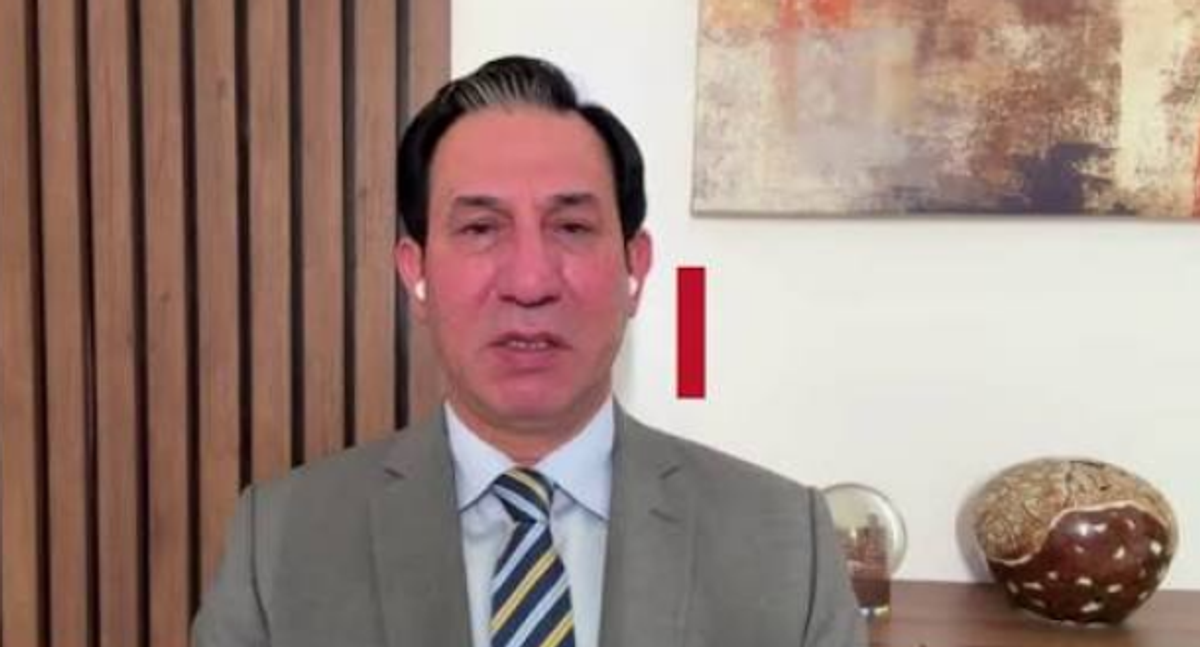 رئيس مركز التفكير السياسي العراقي: زيارة الإطار التنسيقي إلى طهران تؤكد ارتباط قرار سلاح الفصائل بإيران