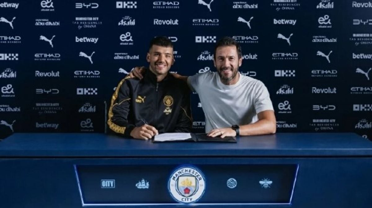 Manchester City signs Argentine goalkeeper Geronimo Rulli from Marseille