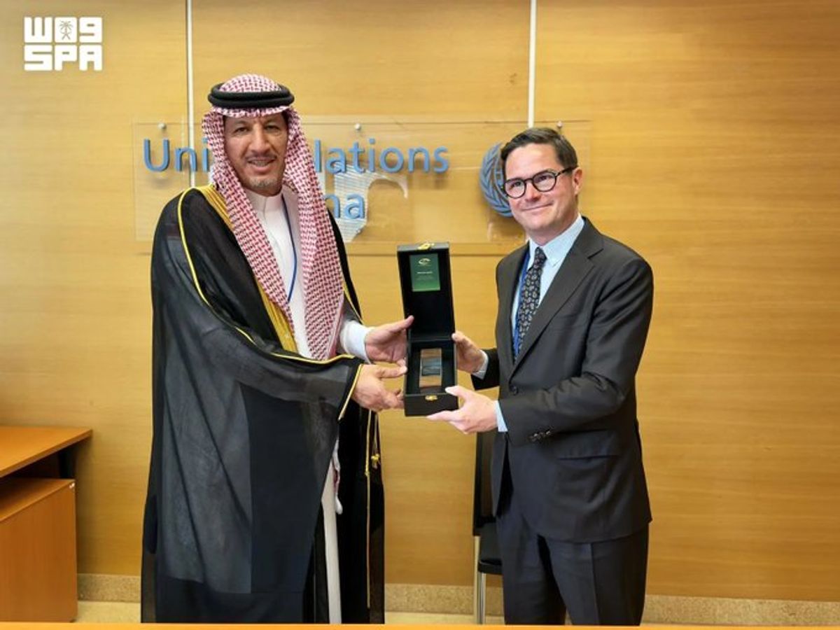 El presidente de Nazaha analiza cooperación anticorrupción con responsable europeo
