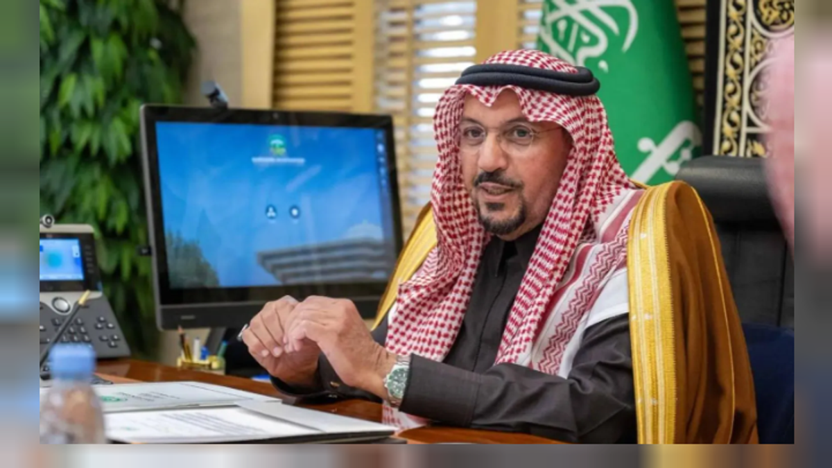 Qassim governor urges students to innovate as school year begins