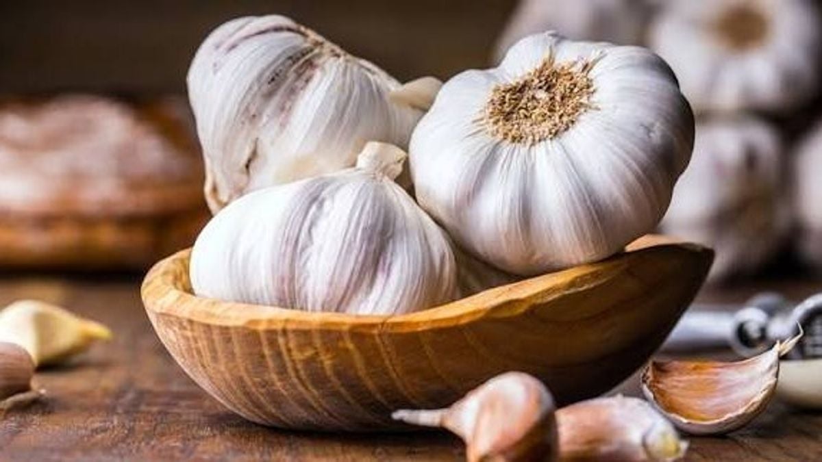Garlic does not remove arterial plaque, vascular specialist says