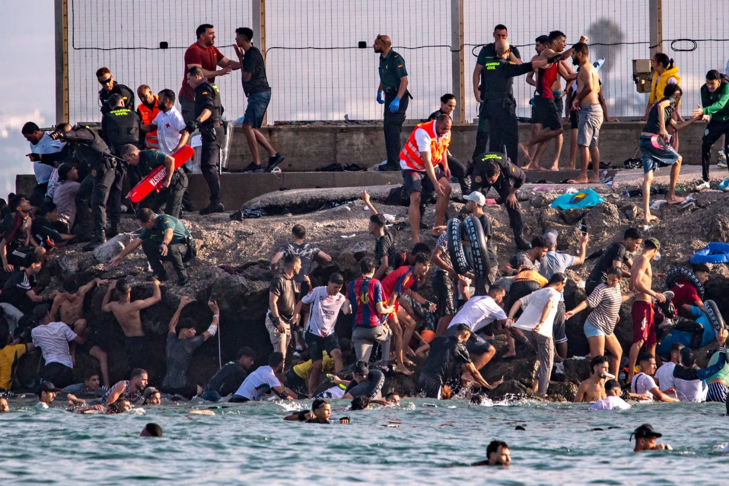 Espagne : le bilan des morts à Ceuta s’élève à 67