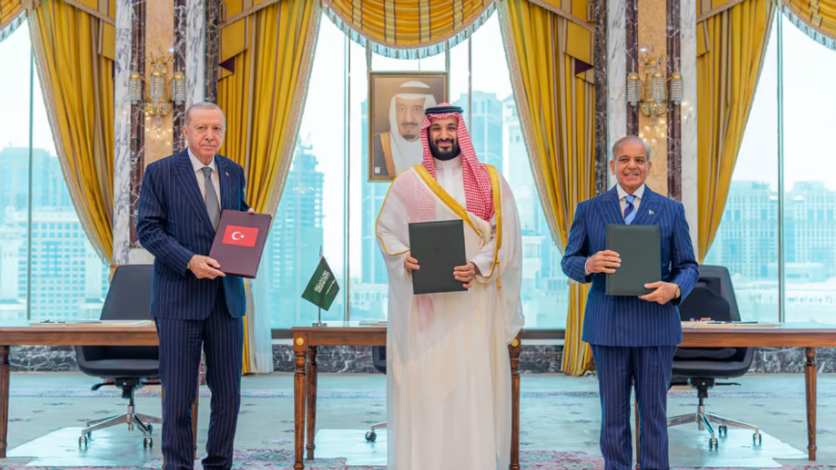 Peneliti: Perjanjian Mekkah Jadi Penangkal Kuat bagi Ancaman ke Arab Saudi, Pakistan, atau Turki
