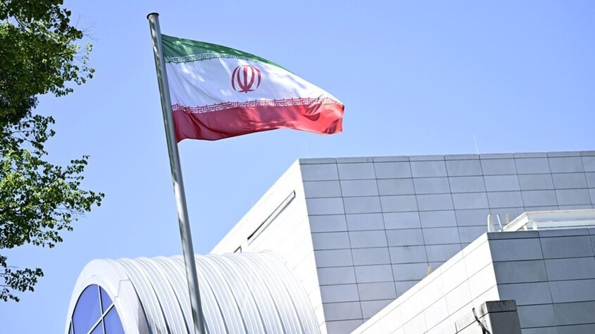 Iran denies talks with US, confirms Oman coordination on Hormuz Strait
