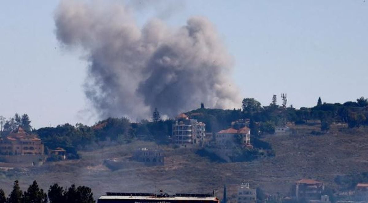 Two injured, ambulance team targeted in Israeli drone strike on Nabatieh