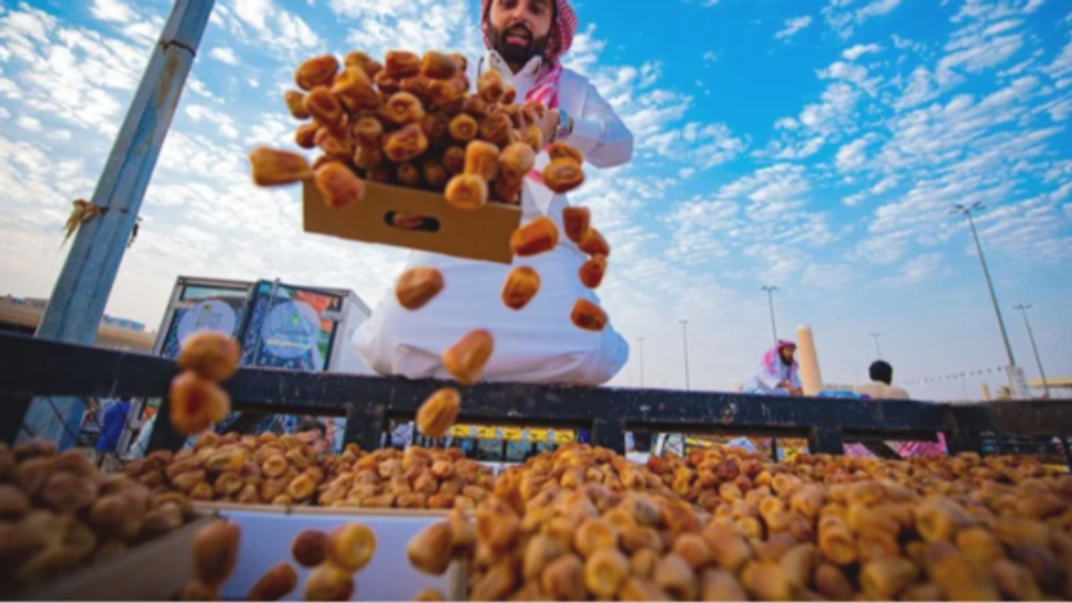 ख़बर के खजूर मेले में सबसे ज़्यादा बिकी सकरी खजूर
