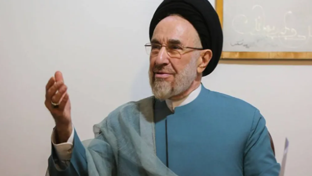 الرئيس الإيراني الأسبق محمد خاتمي: مذكرة التفاهم مع أمريكا فرصة عظيمة لا يجب إهدارها