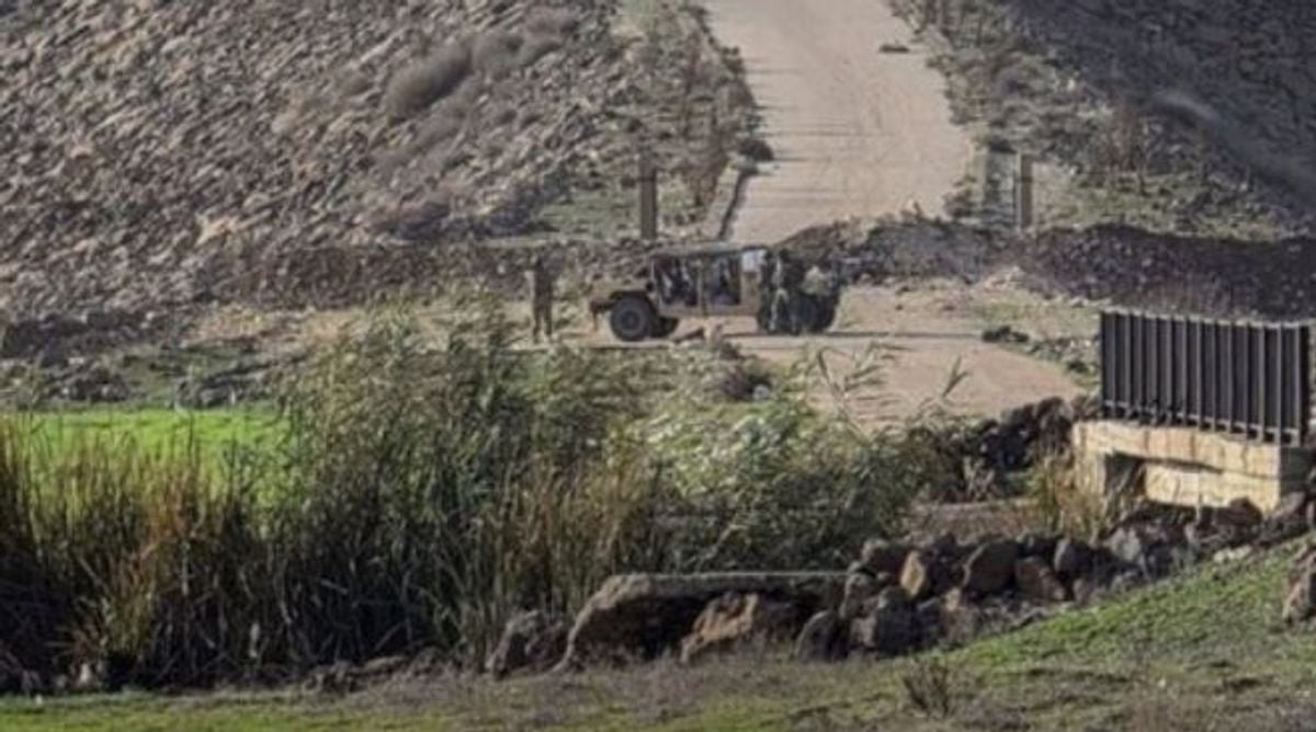 Incursion israélienne à l’ouest de Deraa avec six véhicules blindés