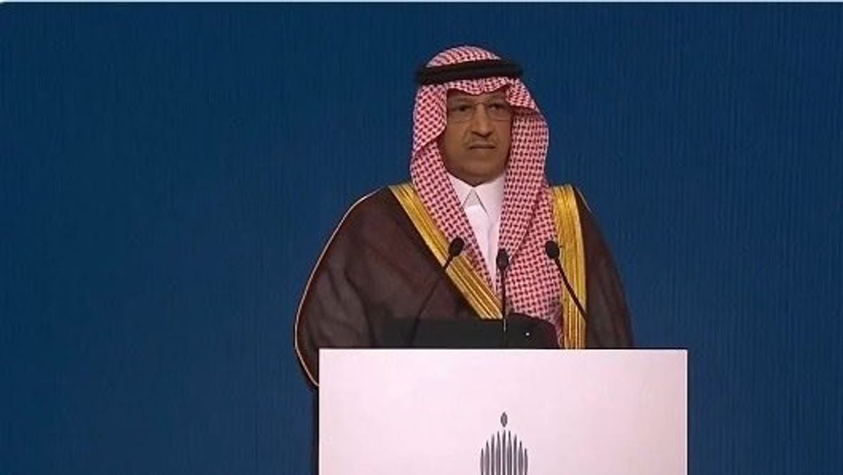 Saudi education minister announces curriculum updates and AI integration