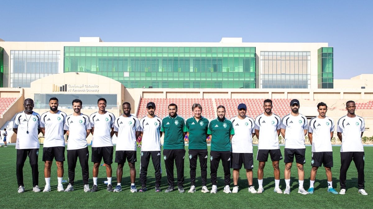 La Federación de Fútbol concluye curso asiático C-B con 10 entrenadores saudíes