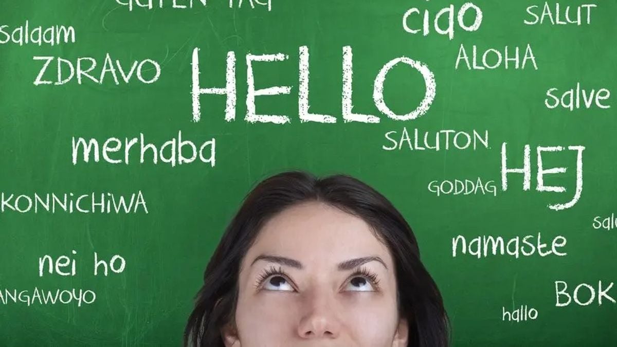Learning four languages may keep the brain young, study finds