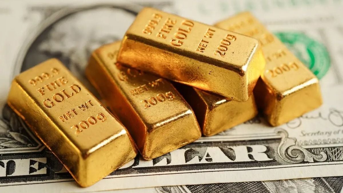 Harga Emas Sedikit Turun, Logam Mulia Lainnya Kompak Naik