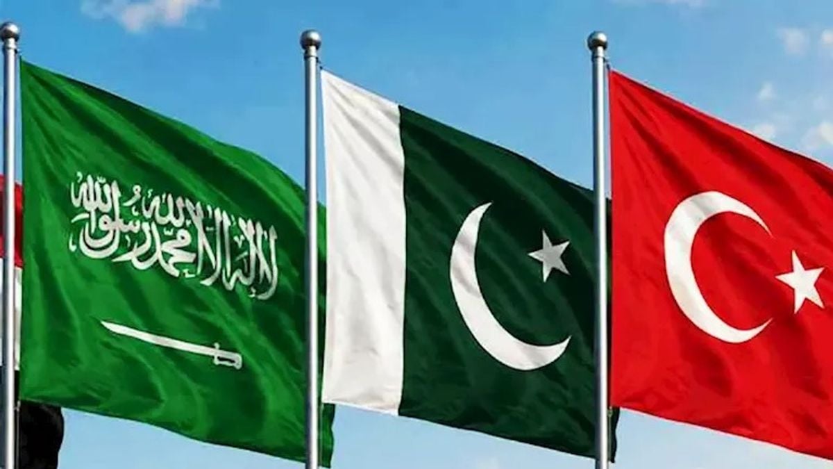 Pakistan Dışişleri Bakanı Mekke Savunma Anlaşması'nı 7 maddede açıkladı
