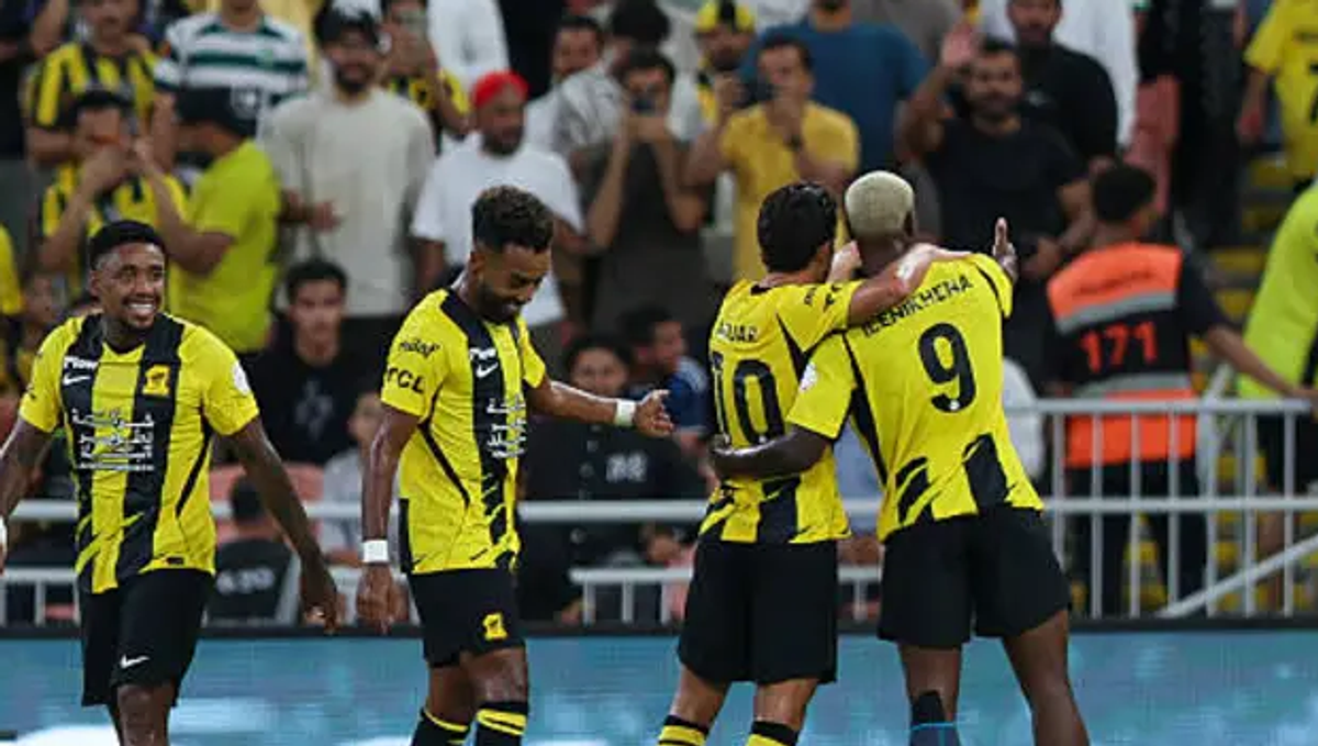 İttihad, sahasında Nasr'ı 2-1 mağlup etti
