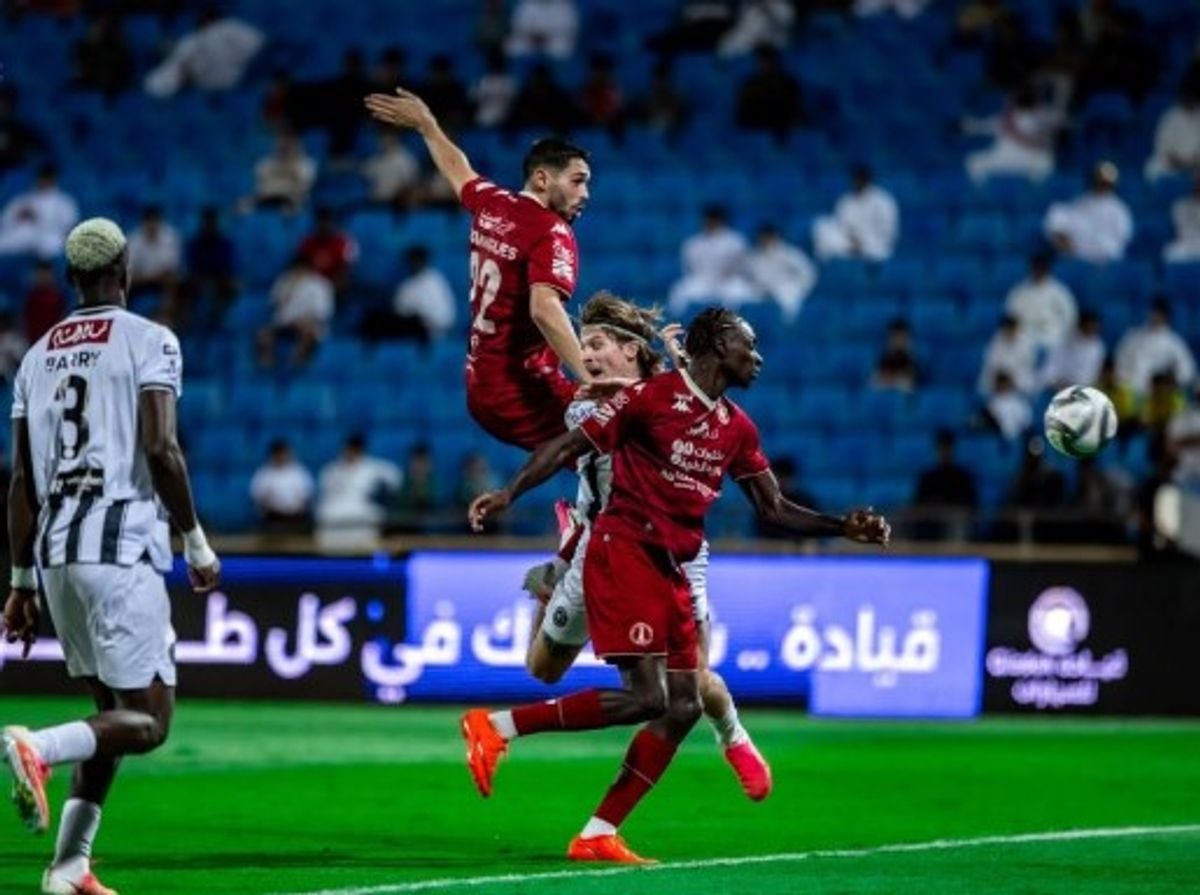 El Al-Kholood vence al Al-Shabab 2-1 en la liga saudí