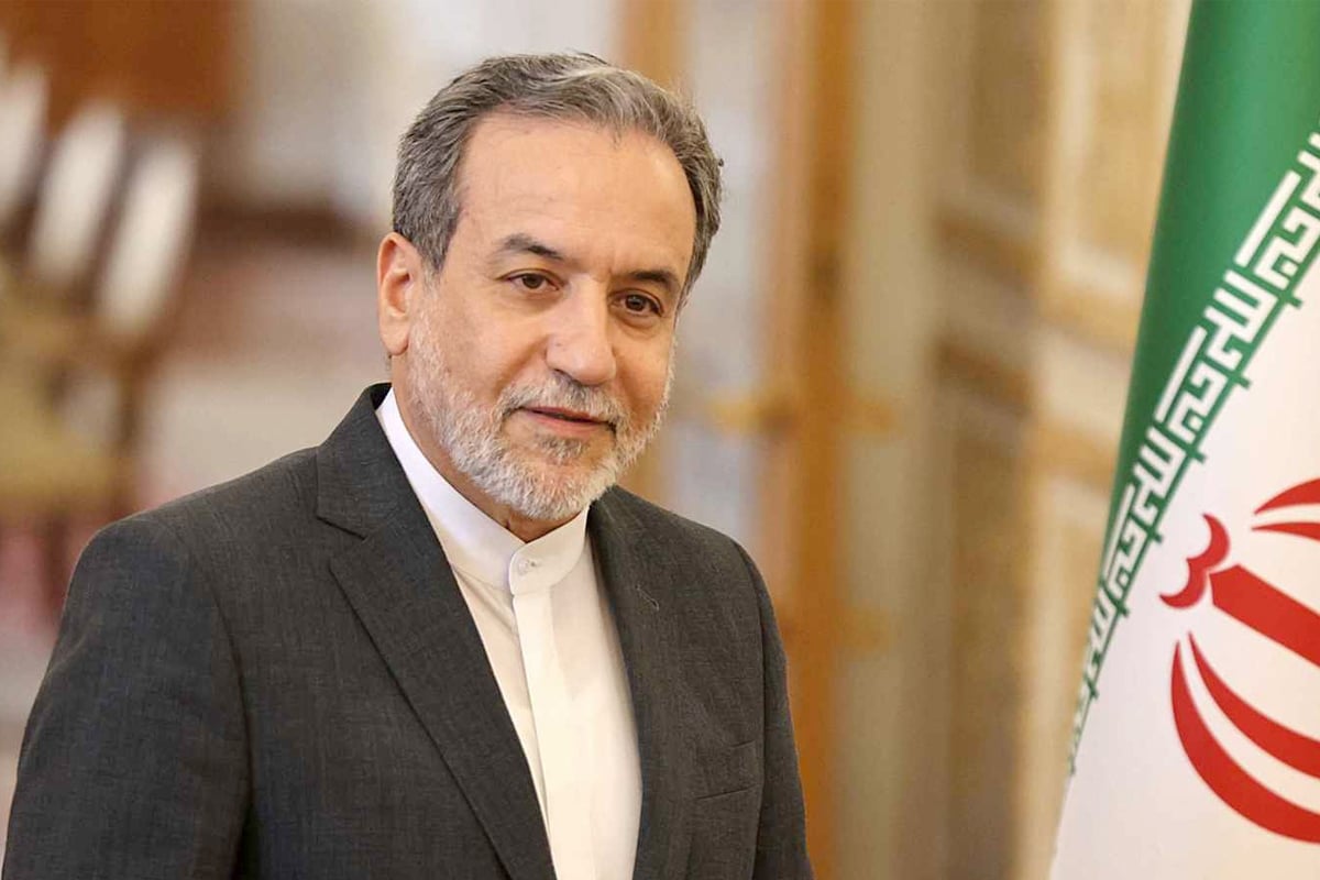 Iranian foreign minister extends New York stay awaiting US response to de-escalation proposal