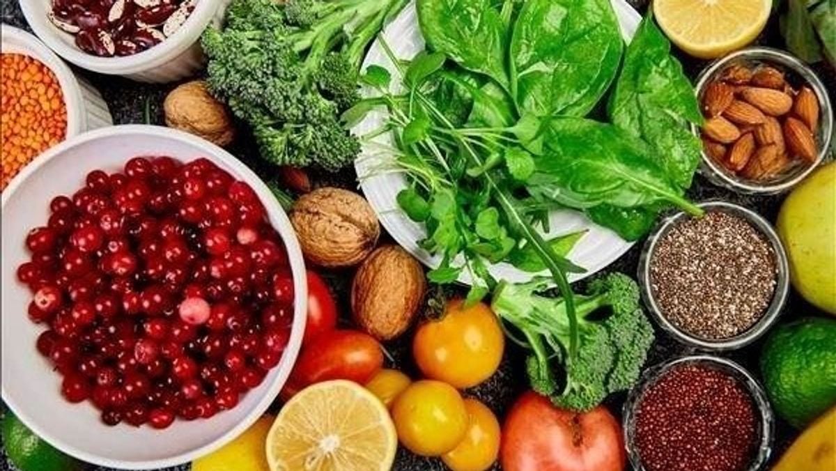Study identifies foods linked to longer life and higher mortality risk