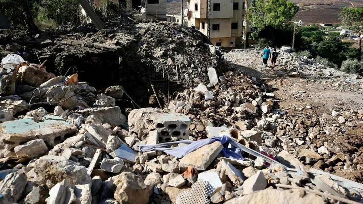 Israeli airstrikes kill 11, including two infants, in Kfar Rumman, southern Lebanon