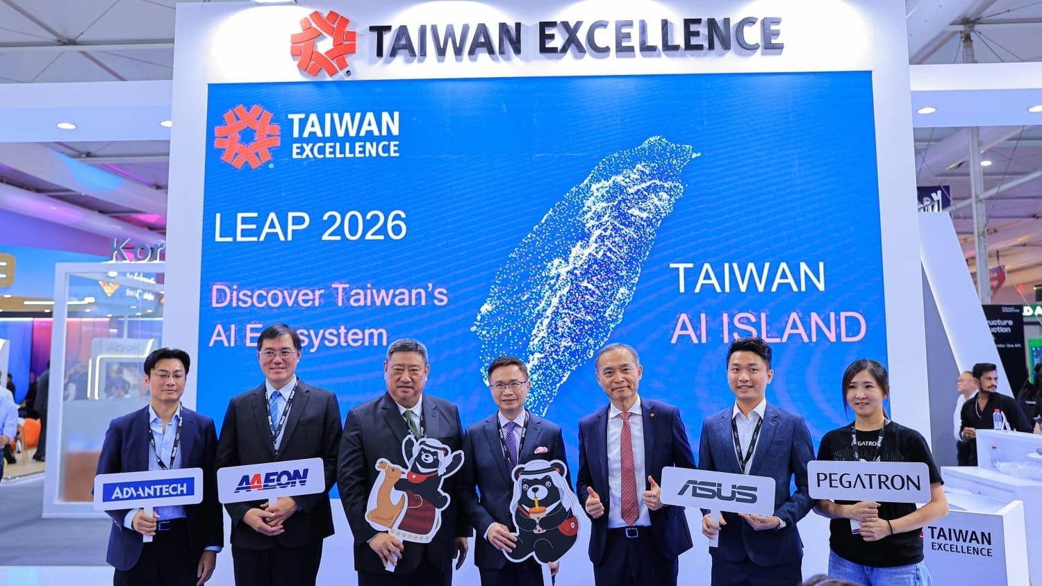 Under the Theme "LEAP into the Future: Driving AI Success Together," "Taiwan Excellence" Officially Opens its Showcase at LEAP 2026