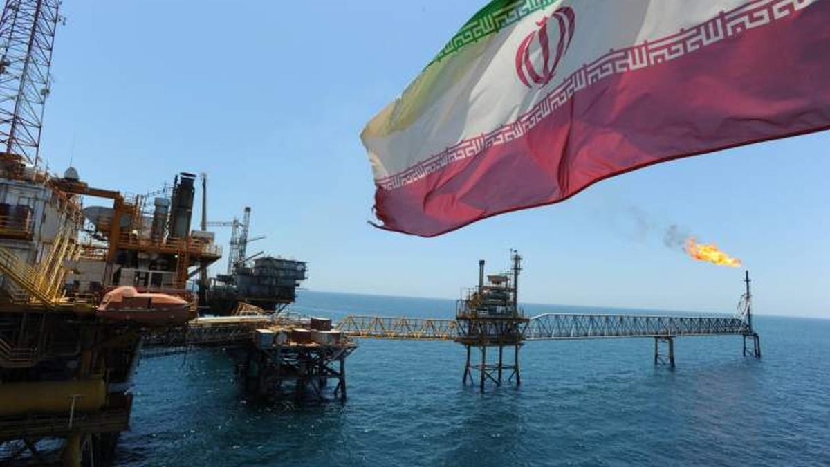 US blockade halts Iranian oil exports from Jask port
