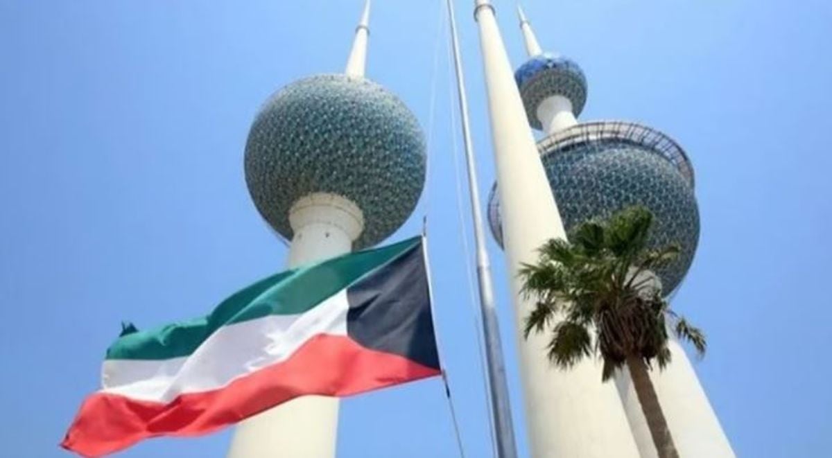 Kuwait extinguishes fire at residential complex hit by Iranian drone