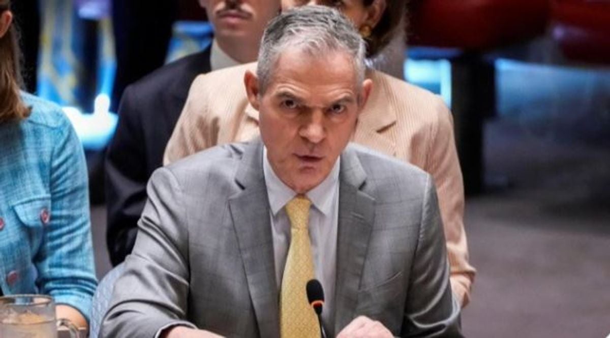 France urges immediate halt to Houthi escalation, says Red Sea navigation non-negotiable