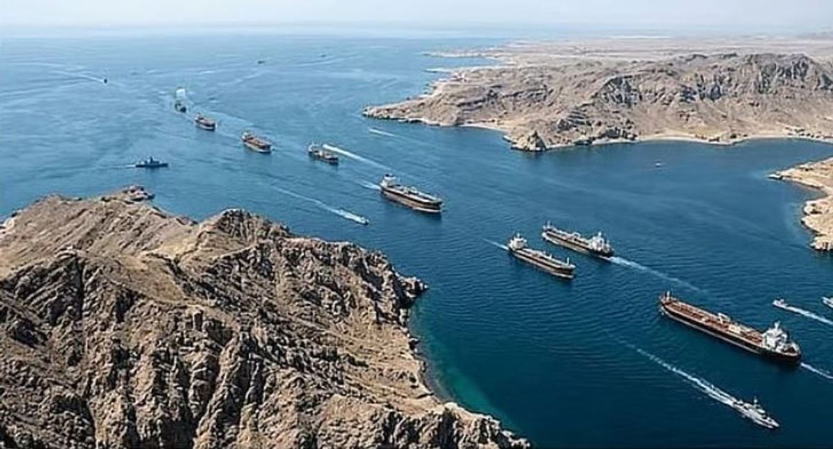 Iran ready to reopen Strait of Hormuz if US eases military pressure