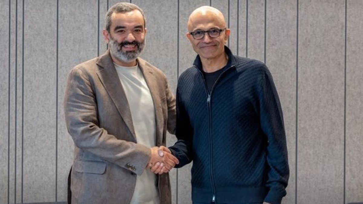 Saudi minister discusses expanding AI computing capacity with Amazon and Microsoft in Seattle