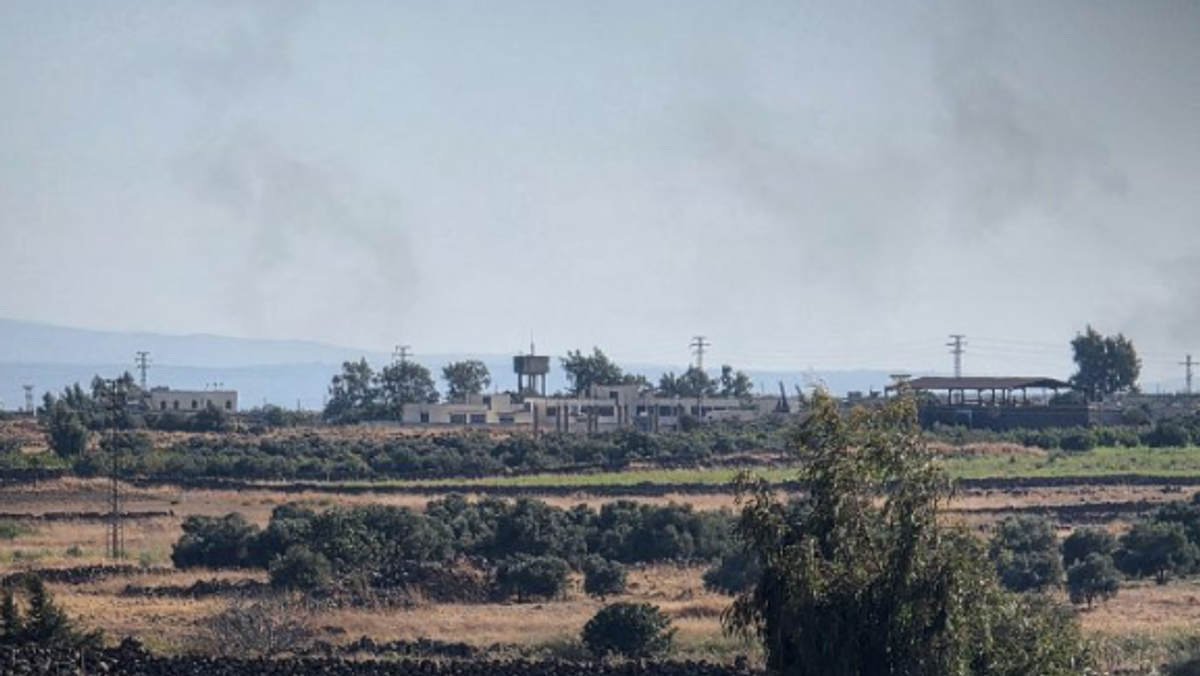 Israeli army shells southern Quneitra countryside in Syria