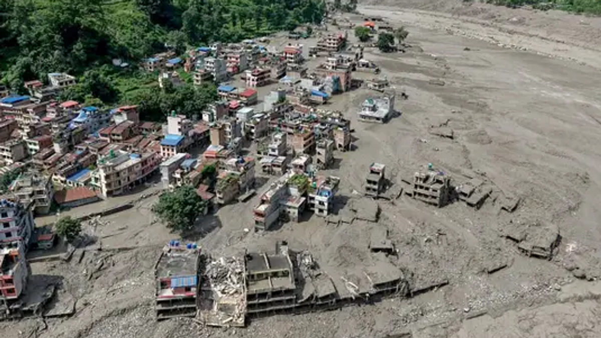 Nepal floods leave 6,150 missing after border disaster