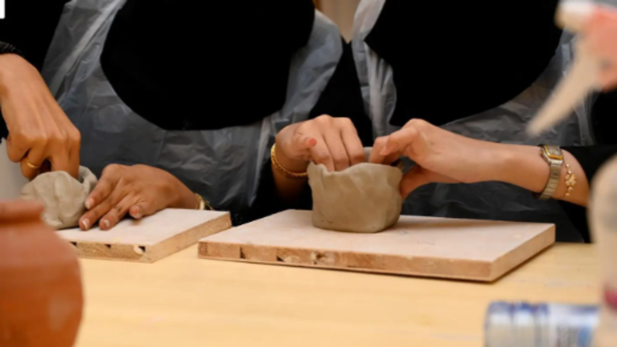 Pottery workshops in Jazan draw participants of all ages