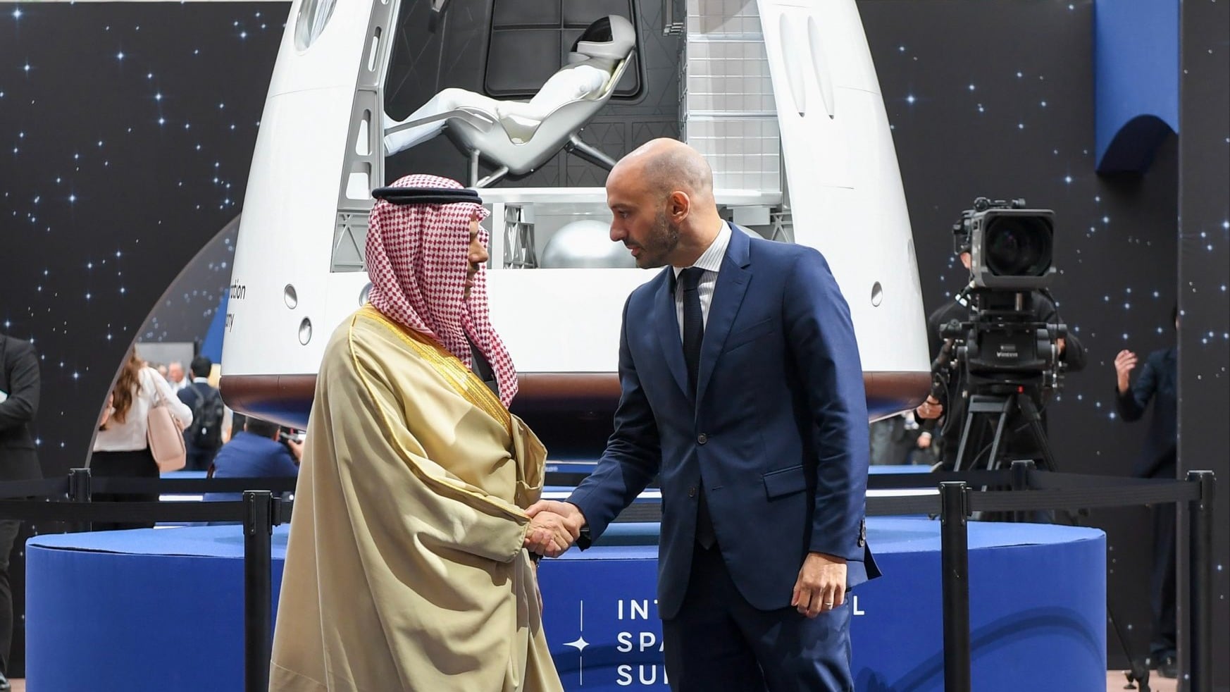 Saudi foreign minister attends International Space Summit in Paris