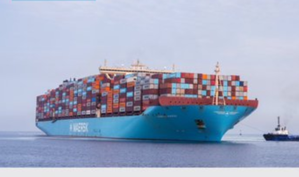 El puerto islámico de Yeda recibe el buque gigante Morten Maersk en la ruta AE15